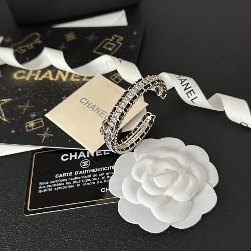 Ch**el bracelets